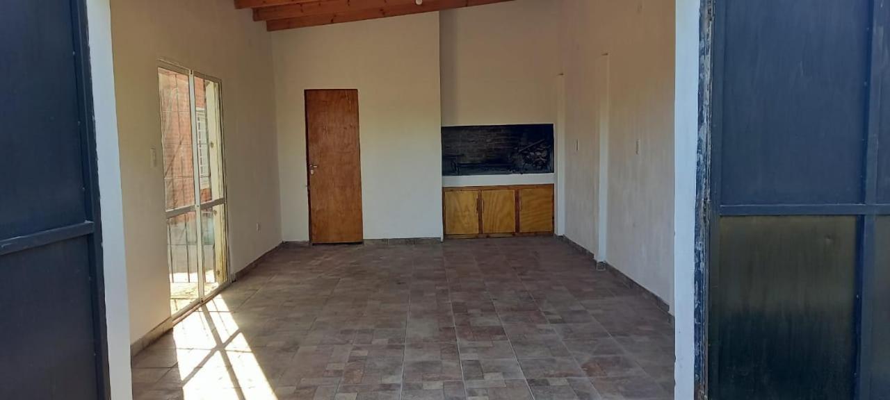 Holiday home Eljacaranda_