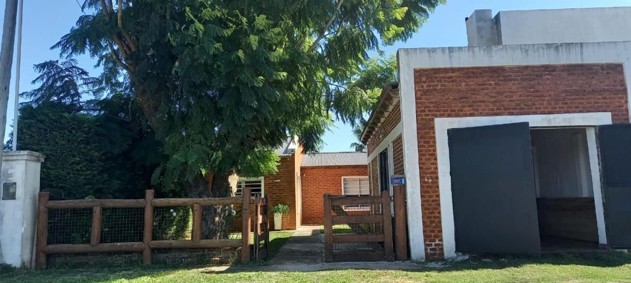 Holiday home Eljacaranda_